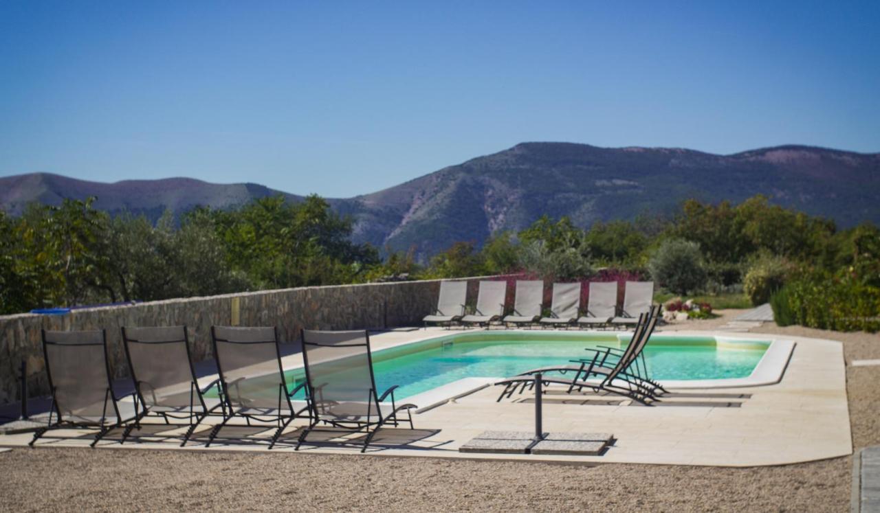 Wabi Sabi Resort & Apartments Brzac Екстериор снимка